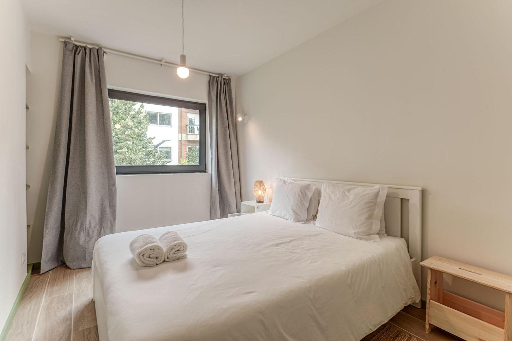 Travel And Live Apartments Порту Номер фото