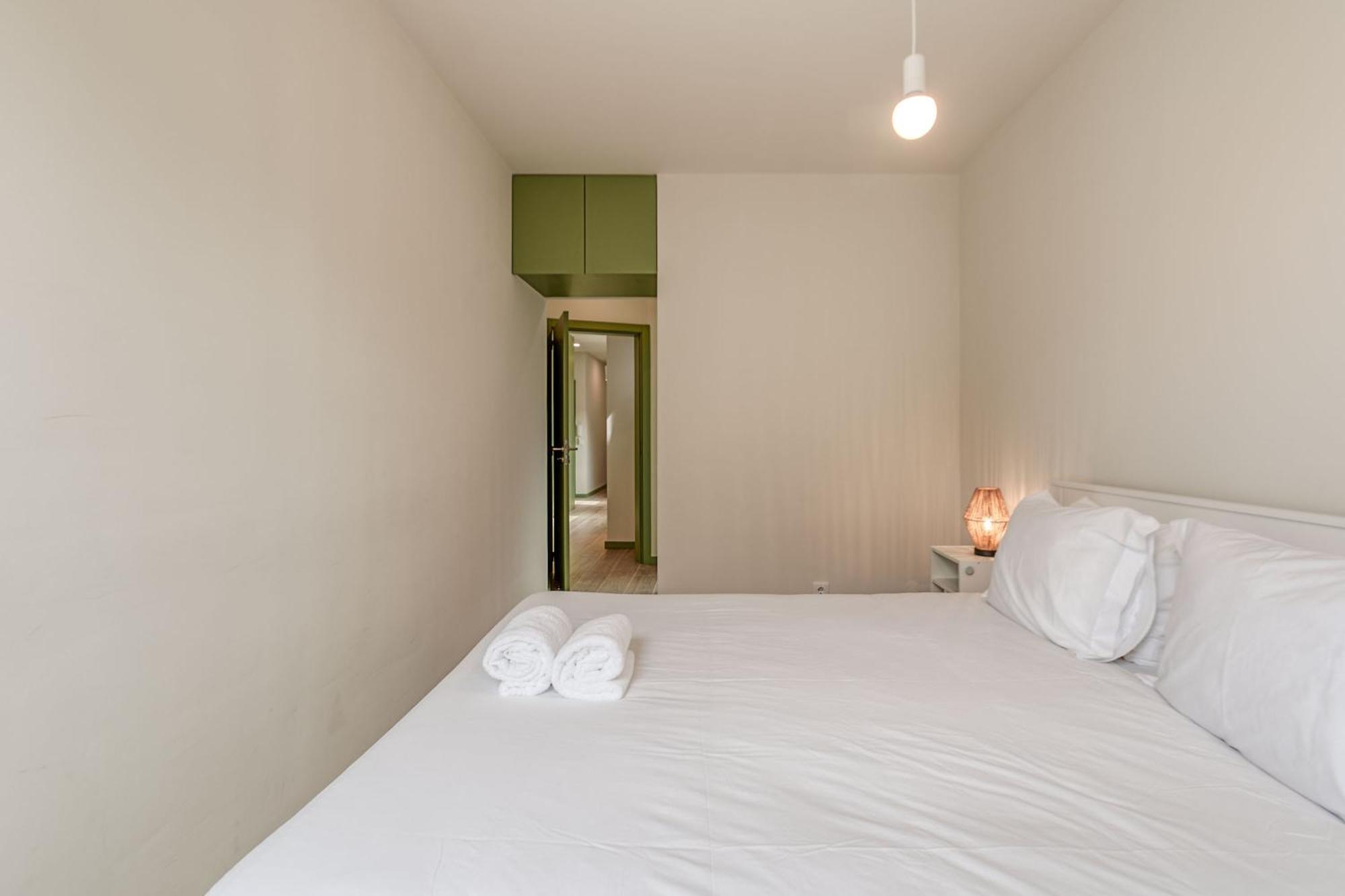 Travel And Live Apartments Порту Номер фото